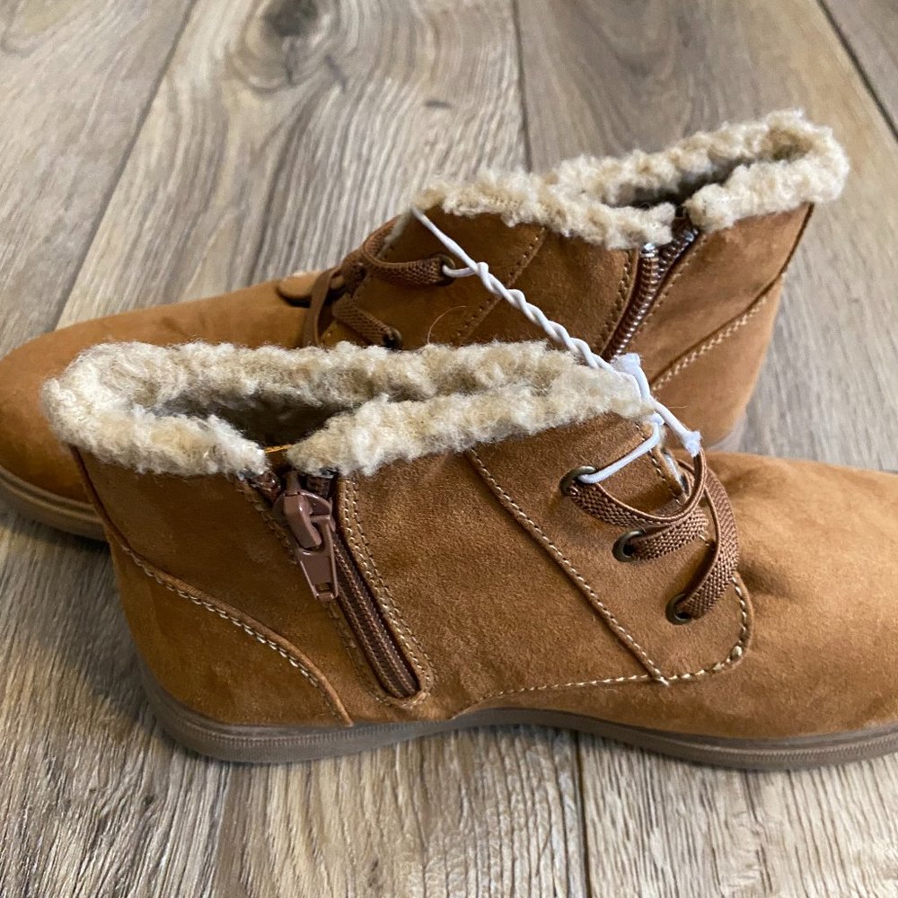 Girl Brown Tan Lined Boots Size 3 Nordstroms